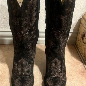 Black Western Corral Boots
